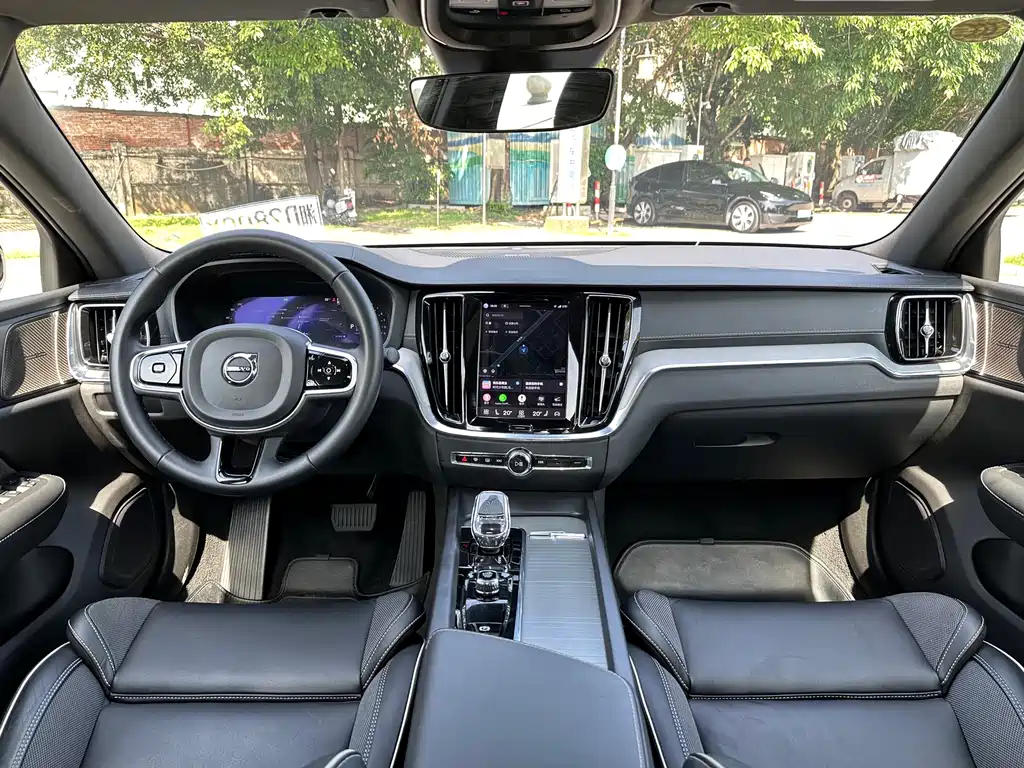 Volvo S60 2024 B5 Inscription Sport Edition