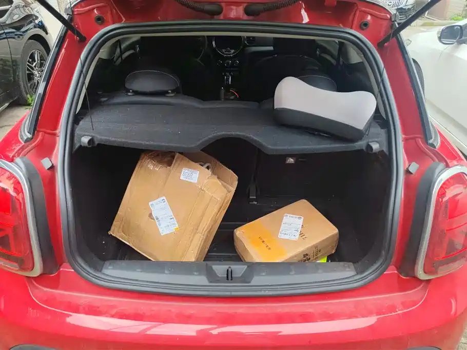 MINI 2023 1.5T ONE