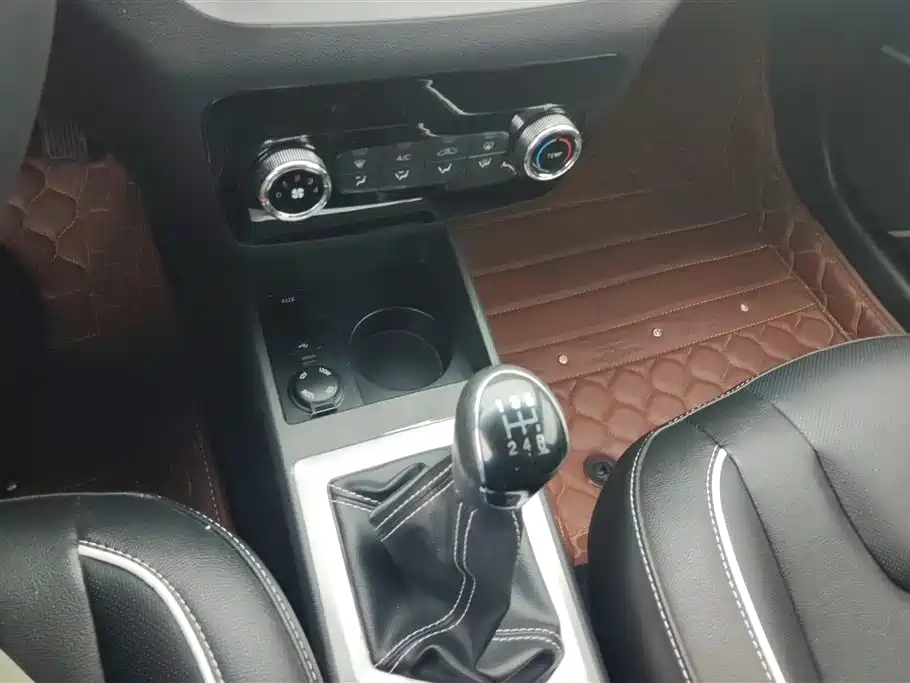 JAC Refine S2 2015 1.5L Manual Luxury Intelligent