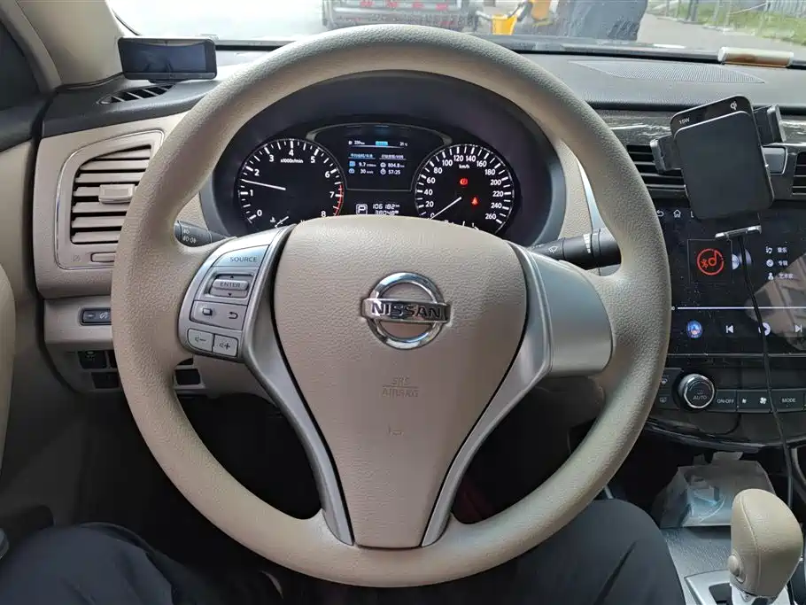 Nissan Altima 2016 2.0L XE Fashion Edition