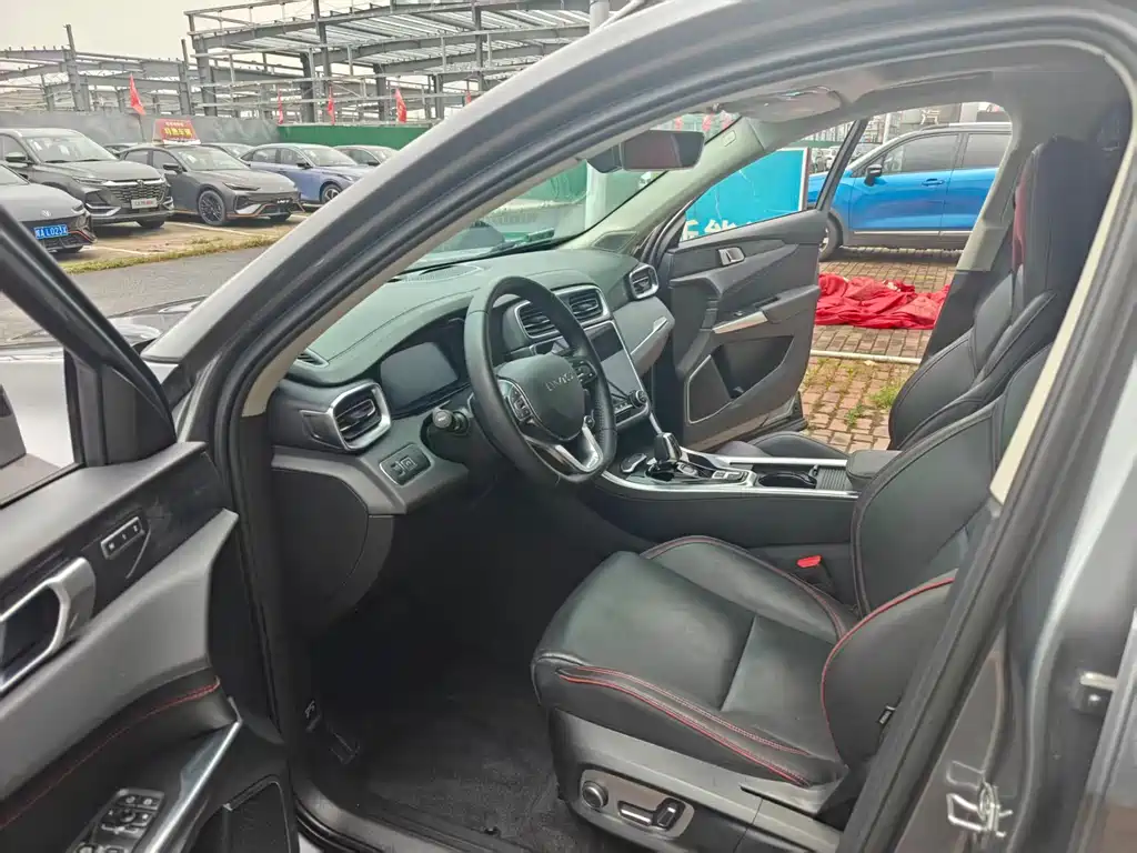 Lynk & Co 01 2019 2.0T FWD Yao Pro Edition China VI