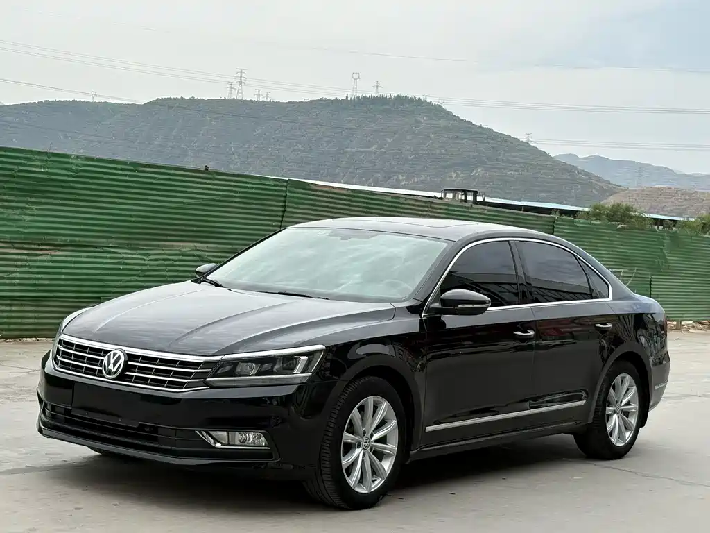 Volkswagen Passat 2016 330TSI DSG Zunrong Edition