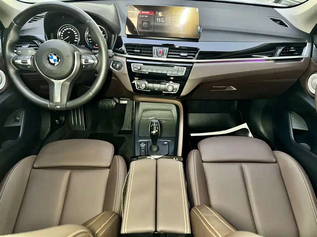 BMW X1 2022 sDrive25Li Leading Edition