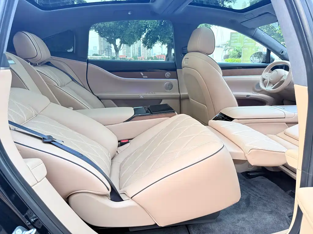 Stelato S9 2024 BEV Ultra AWD Flagship Edition
