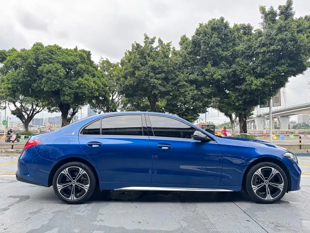 Mercedes-Benz C-Class 2022 C 260 L皓夜 Sport Edition