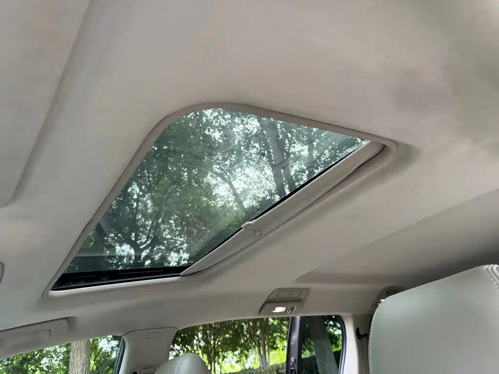 Buick GL8 2013 2.4L CT Luxury Business Comfort Edition