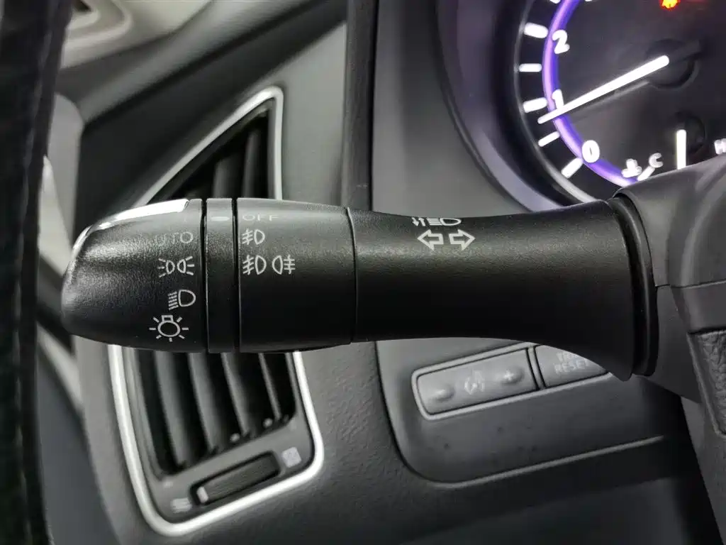 Infiniti Q50L 2015 2.0T Comfort Edition