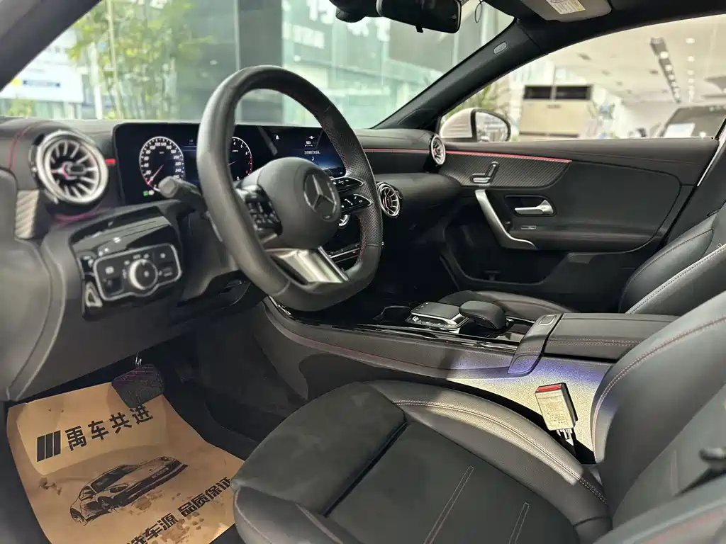 Mercedes-Benz A-Class 2023 A 200 L Fashion Edition