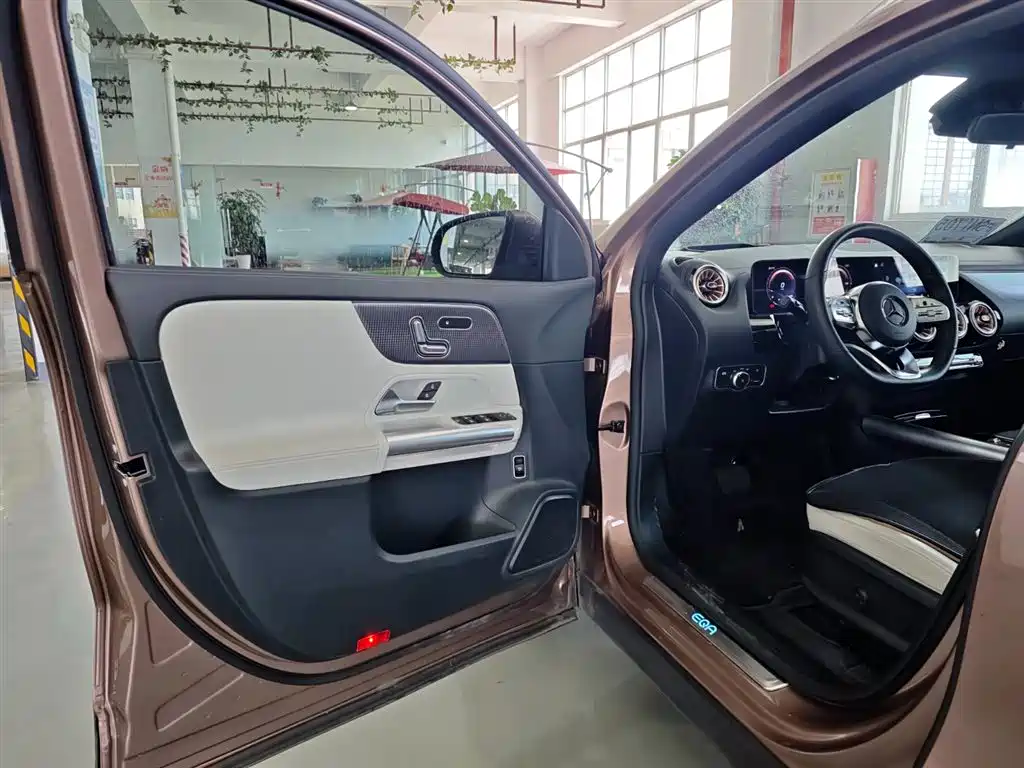 Mercedes-Benz EQA 2022 EQA 300 4MATIC Launch Edition