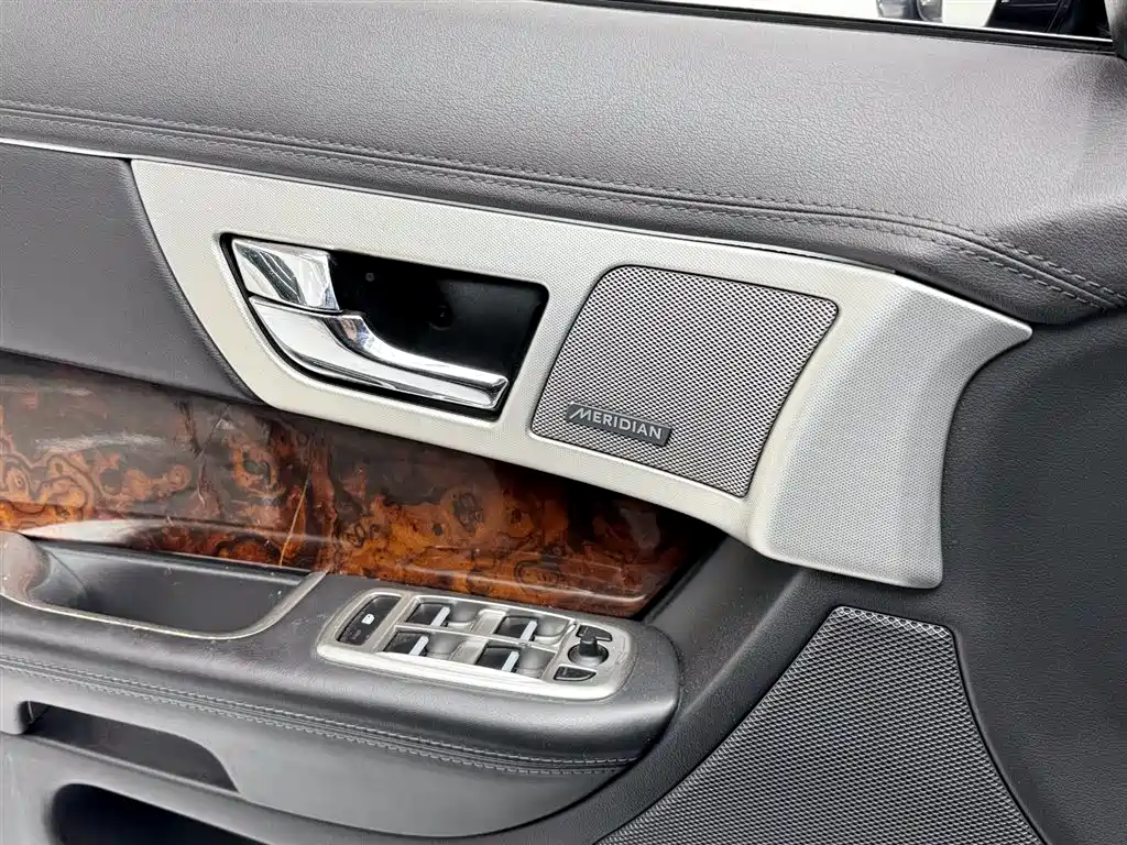 Jaguar XF 2013 3.0 SC