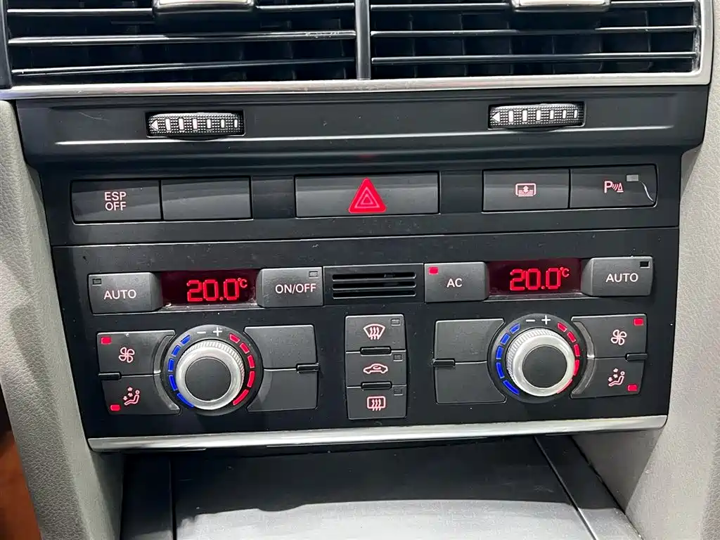 Audi A6L 2011 2.0 TFSI Automatic Comfort Edition