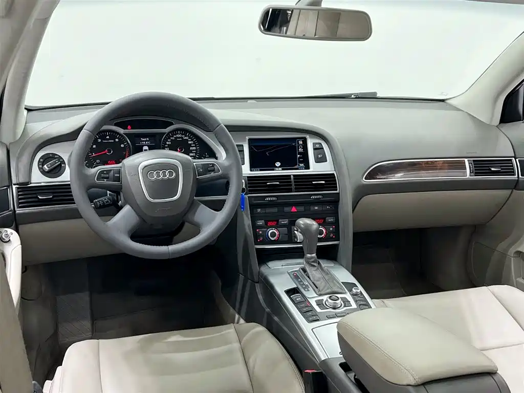 Audi A6L 2011 2.0 TFSI Automatic Comfort Edition