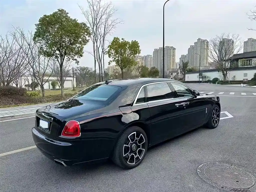 Ghost 2012 6.6T Extended Wheelbase