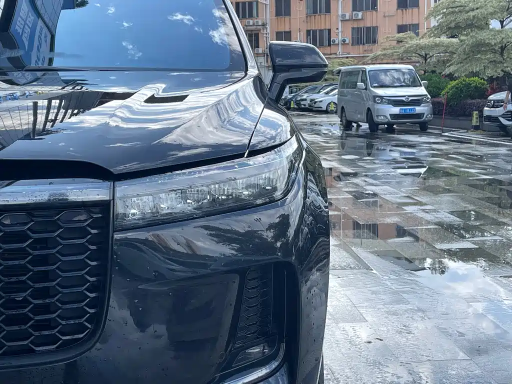 Li ONE 2021 EREV 6-Seater