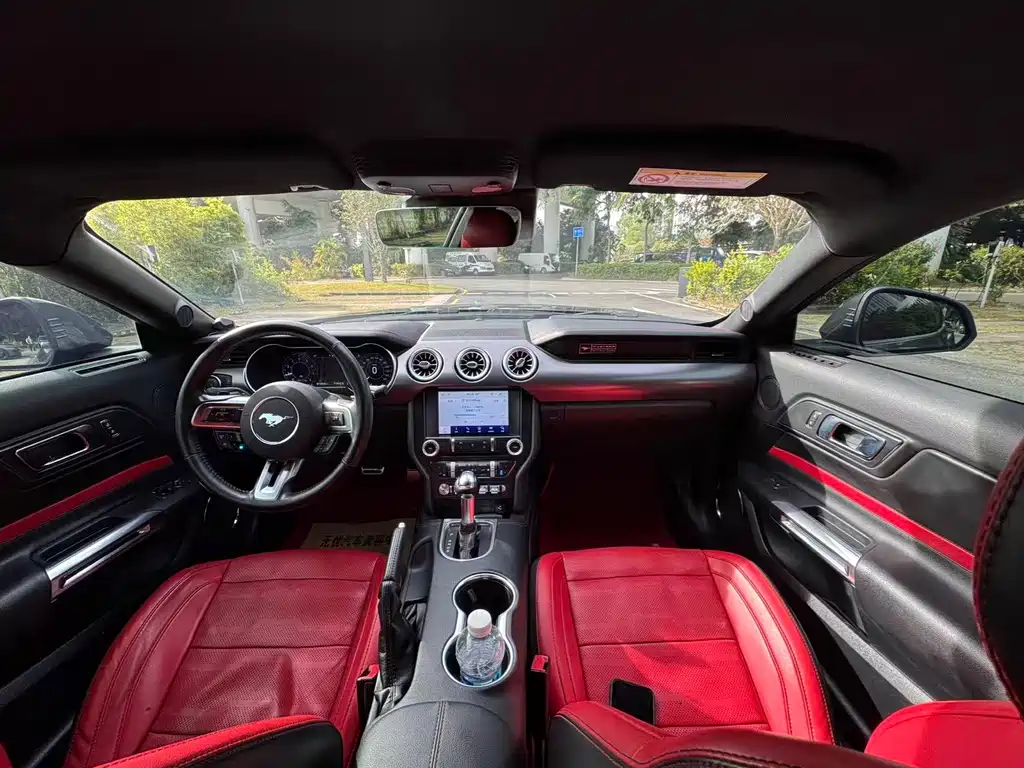 Mustang 2020 2.3L EcoBoost Obsidian Phantom Special Edition