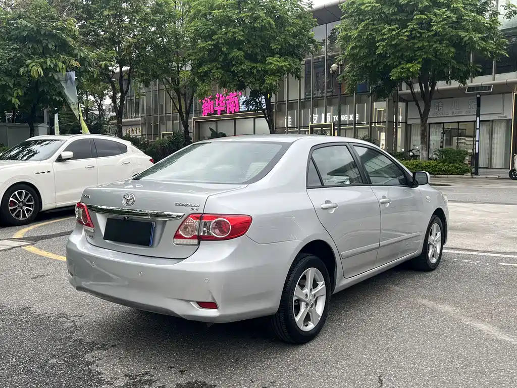 Corolla 2011 1.8L CVT GL-i