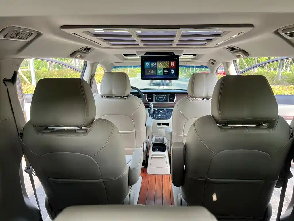 Buick GL8 2018 28T Luxury Model China VI