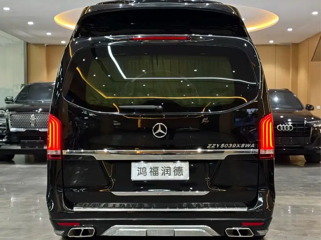 Mercedes-Benz V-Class 2017 V 260 L Exclusive Long Wheelbase
