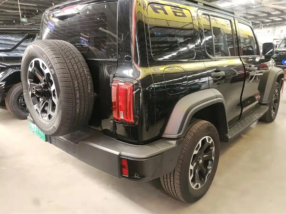 Tank 300 PHEV 2025 Hi4-T 37.1kWh