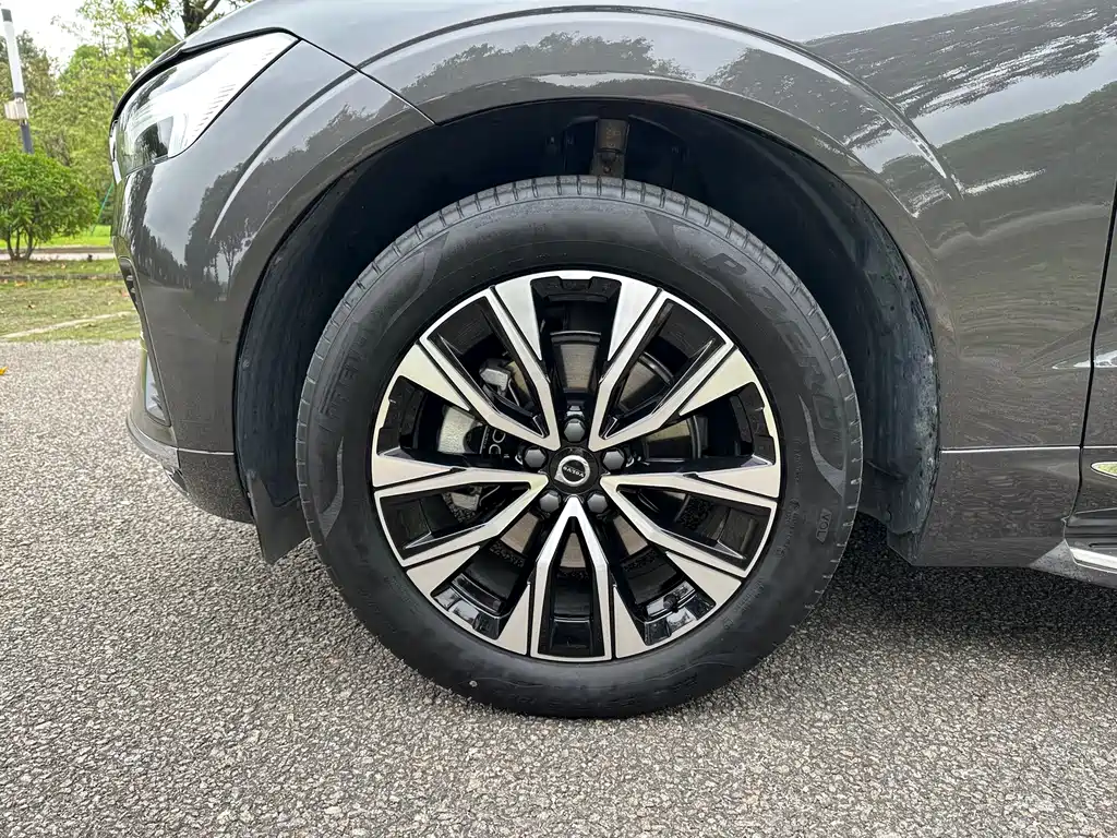 Volvo XC60 2024 B5 AWD Inscription