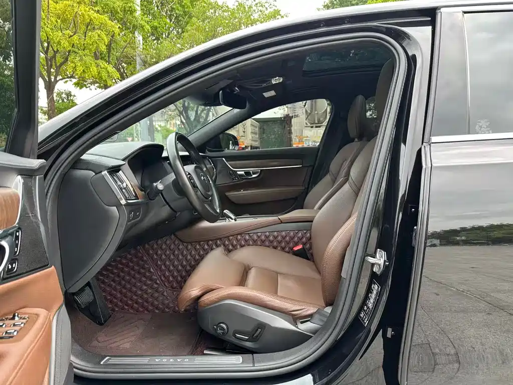 Volvo S90 2021 B5 Inscription