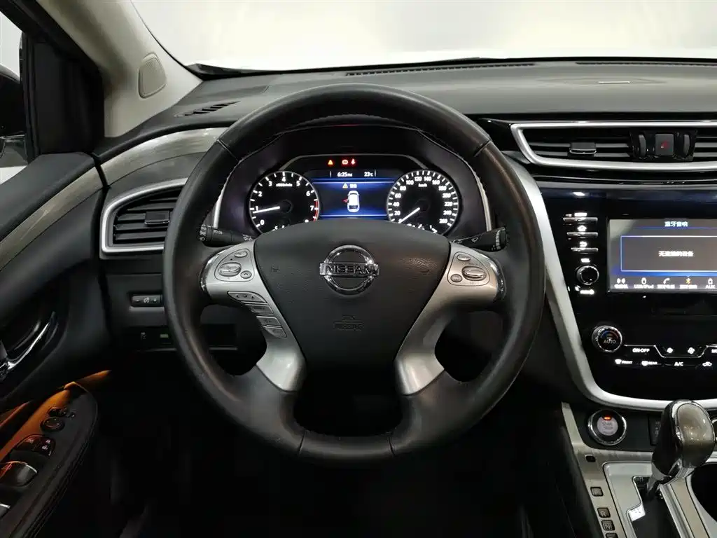 Nissan Murano 2017 2.5L XL FWD Zhi Shang Edition