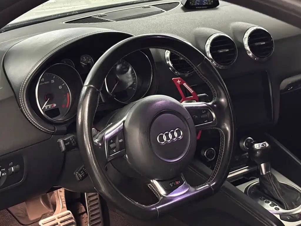 Audi TTS 2011 TTS Coupe 2.0TFSI quattro