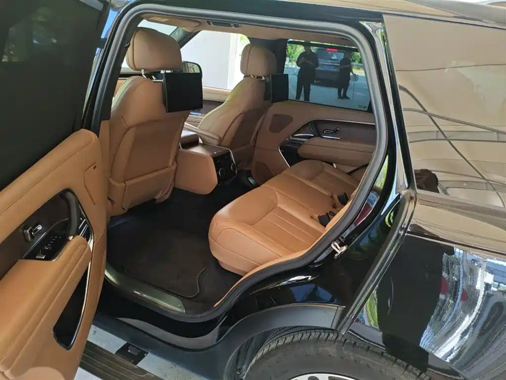 Range Rover 2024 3.0 L6 360PS Vogue Edition
