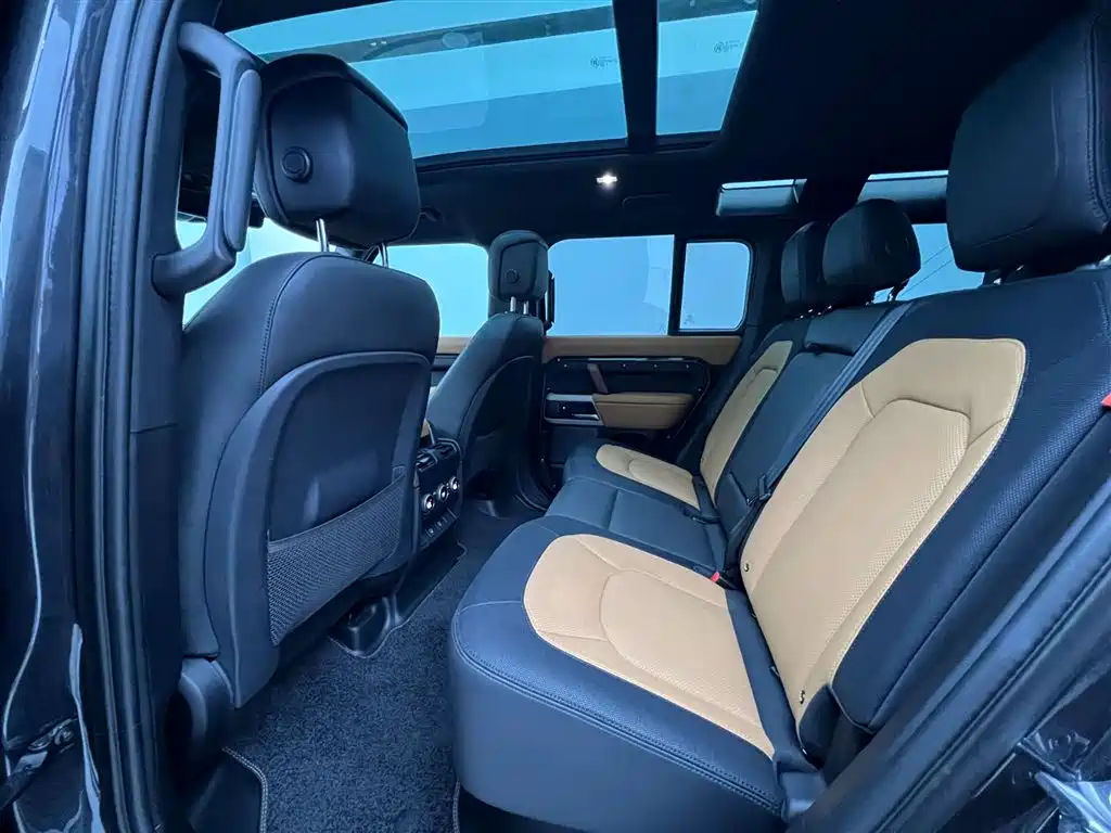 Land Rover Defender 2024 110 3.0T P400 X-DYNAMIC HSE
