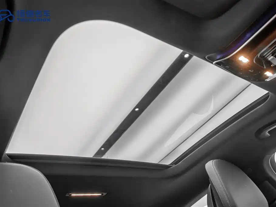Mercedes-Benz GLC Coupe 2025 GLC 300 4MATIC Coupe SUV