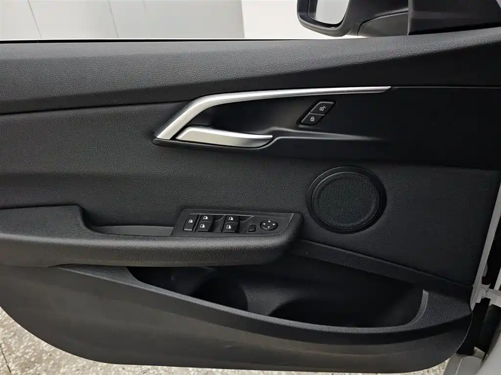 BMW 1 Series 2019 118i Fashion Edition