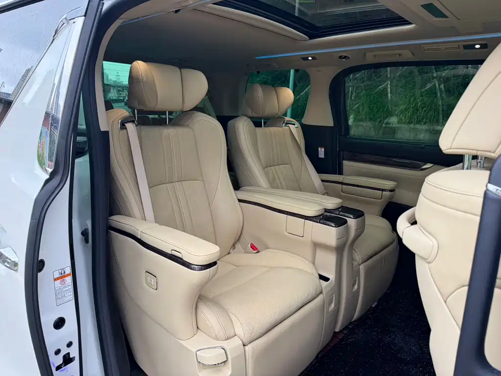 Alphard 2020 Hybrid 2.5L Premium Edition