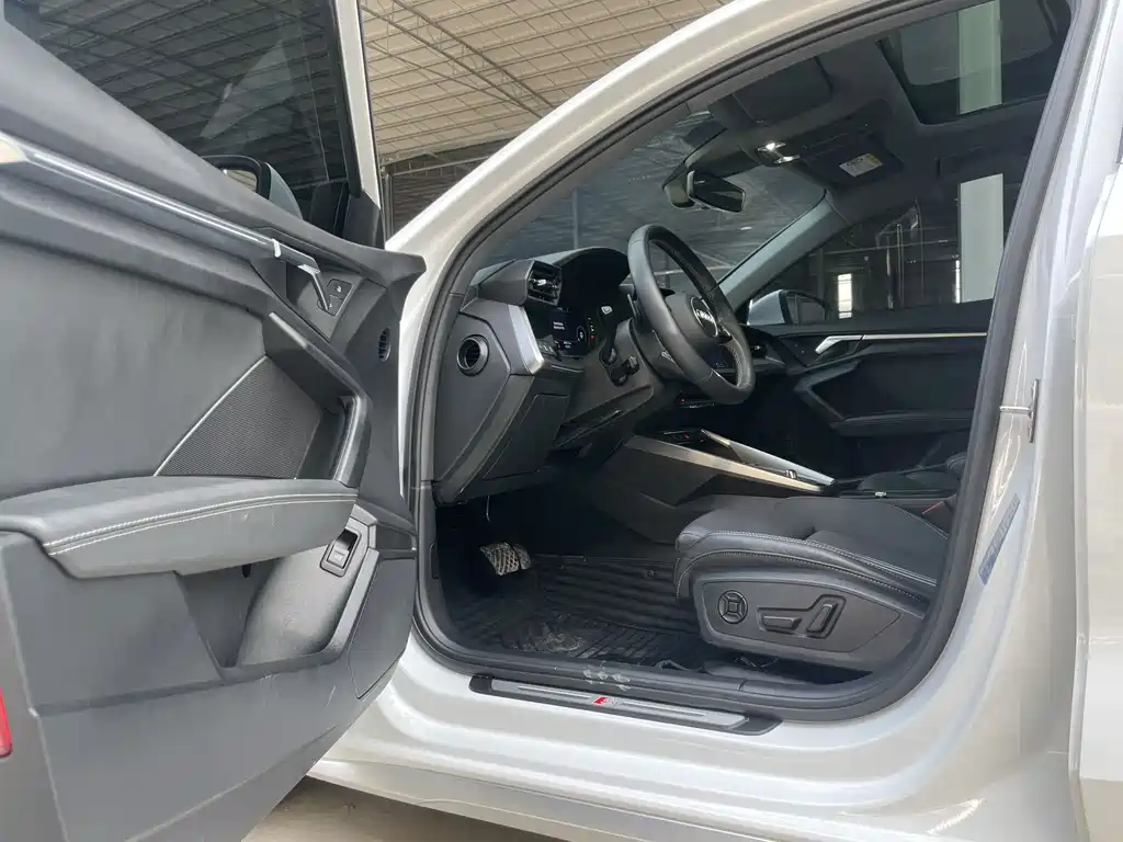 Audi A3 2023 Sportback 35 TFSI Fashion Sport