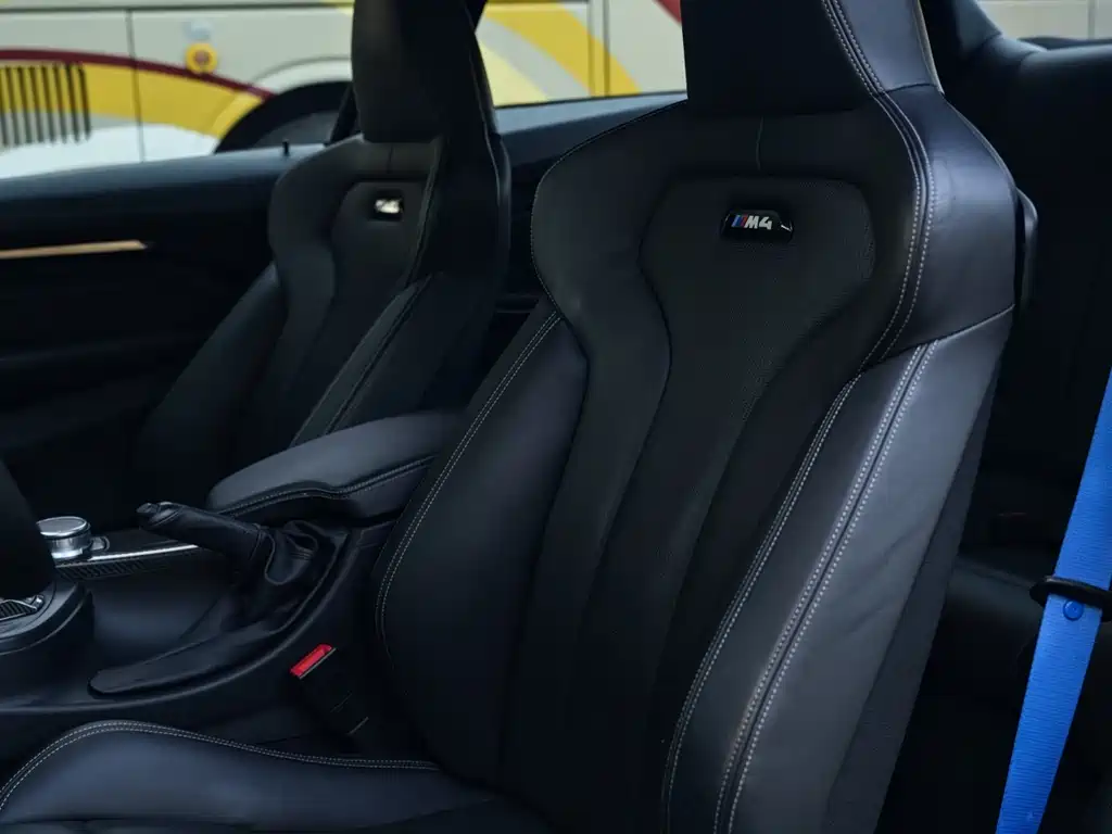 BMW M4 Coupe Shadow Edition 2019
