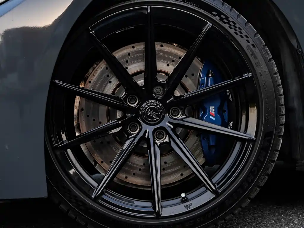 BMW M4 Coupe Shadow Edition 2019