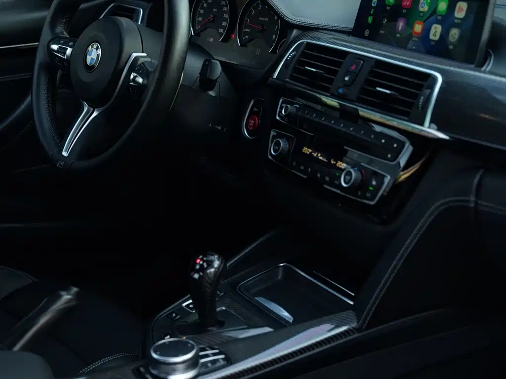 BMW M4 Coupe Shadow Edition 2019