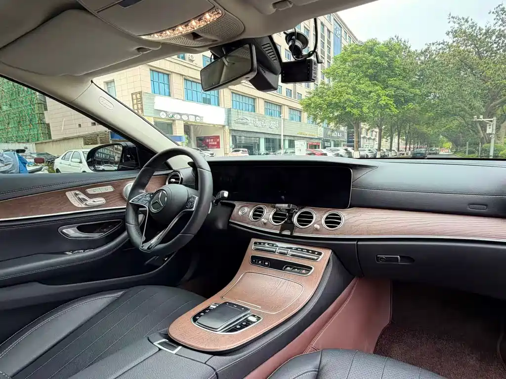 Mercedes-Benz E-Class 2021 E 300 L Luxury