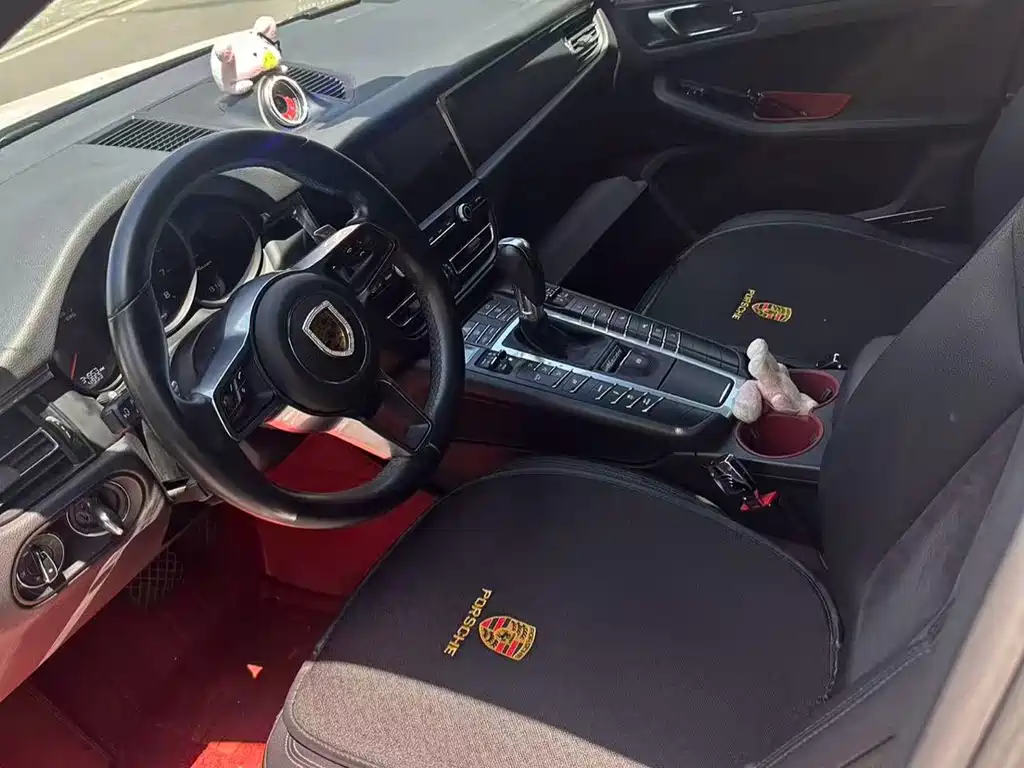Porsche Macan 2021 2.0T