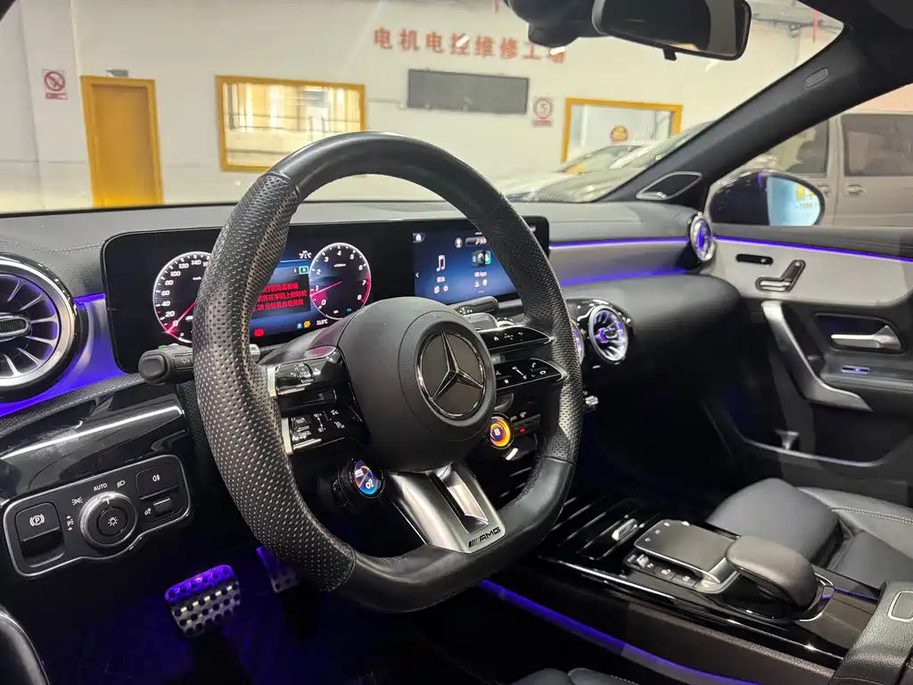 Mercedes-Benz A-Class AMG 2024 Facelift AMG A 35 L 4MATIC
