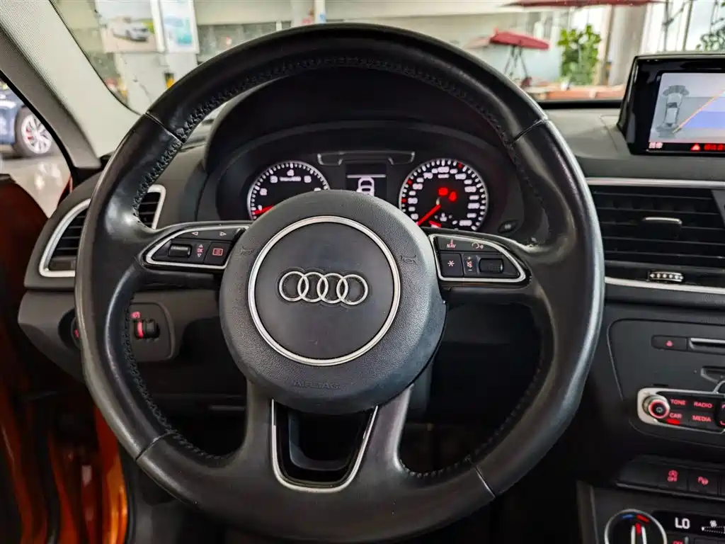 Audi Q3 2017 30 TFSI Fashion