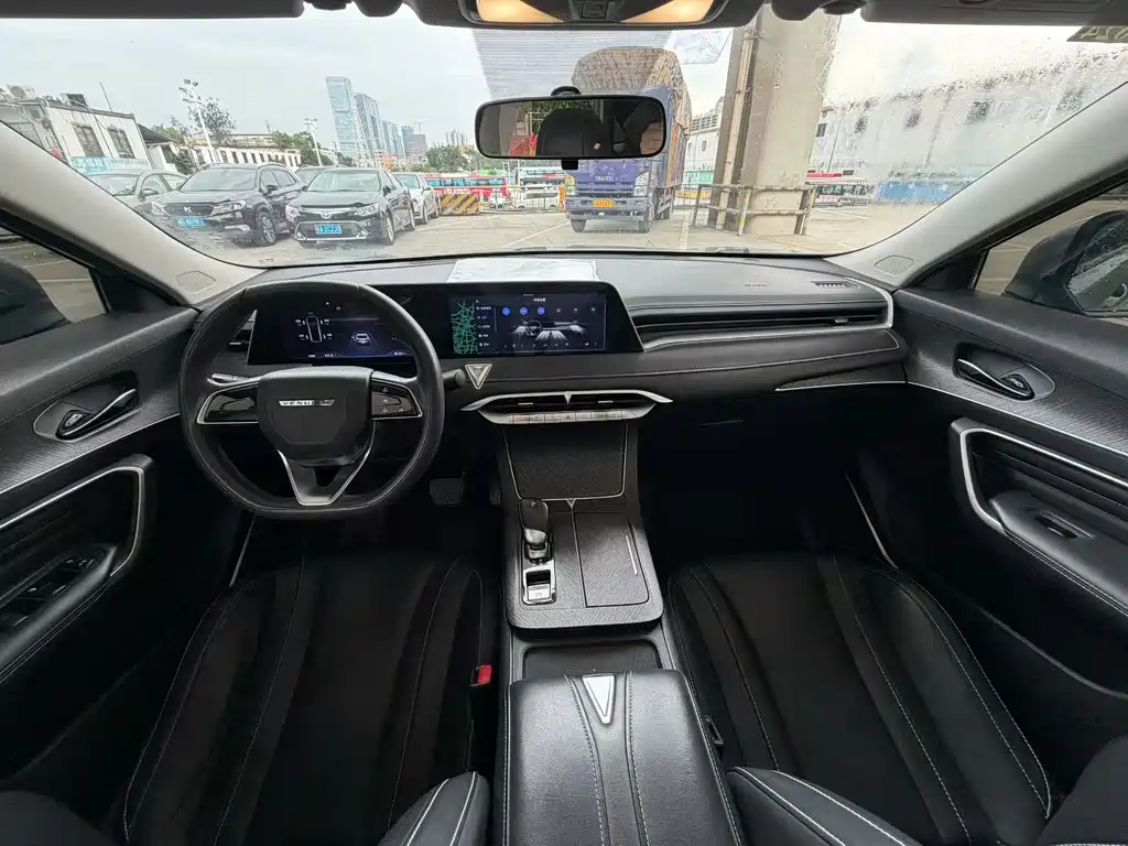 Venucia Big V 2022 260T Dark Horse Edition Idol