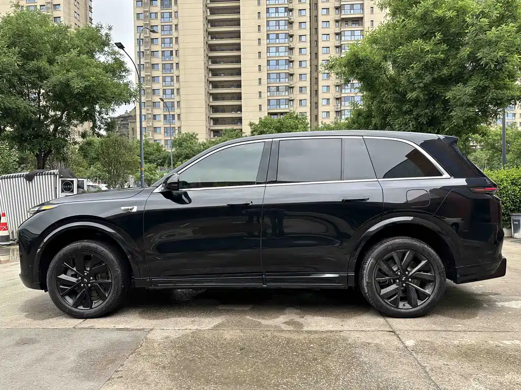 Li Auto L8 2023 Pro