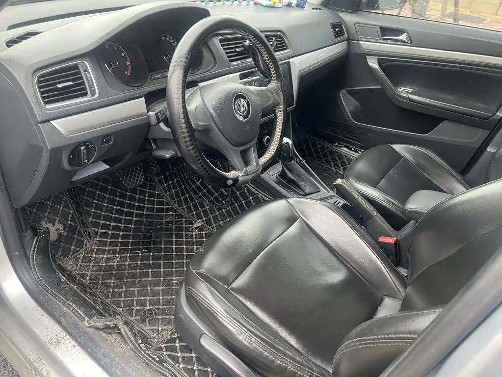 Lavida 2015 1.6L Automatic Fashion Edition