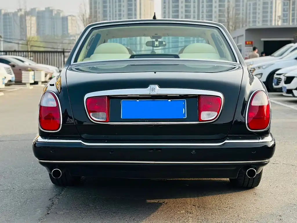 Rolls-Royce Phantom 2004 6.7L Standard Edition