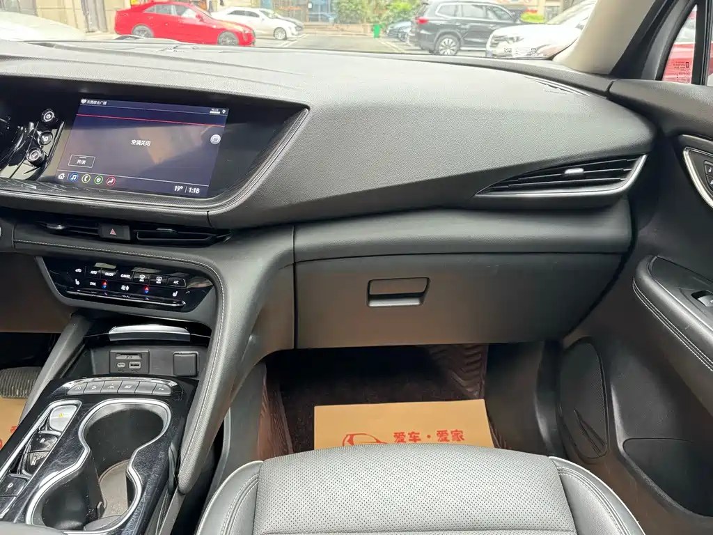 Buick Envision Plus 2022 652T AWD Luxury 5-Seater