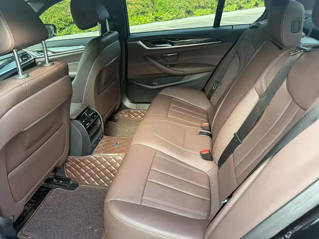BMW 5 Series 2019 525Li M Sport Package