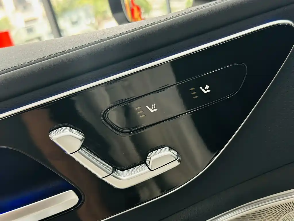 Mercedes-Benz C-Class 2024 C 260 L皓夜运动版