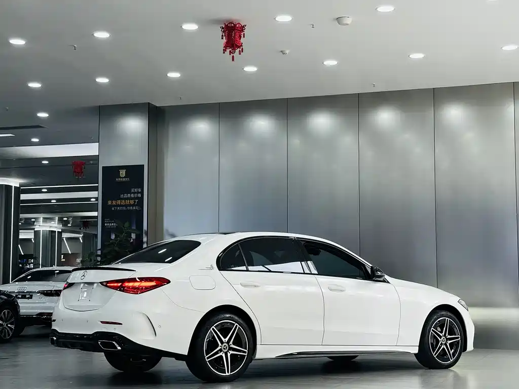 Mercedes-Benz C-Class 2024 C 260 L皓夜运动版