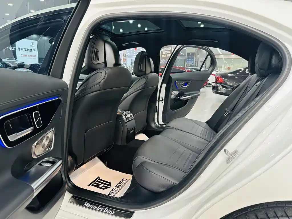 Mercedes-Benz C-Class 2024 C 260 L皓夜运动版