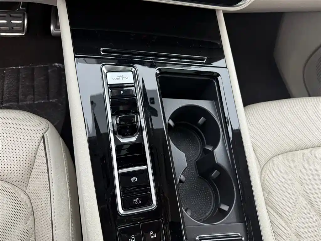 Viloran 2022 380TSI Flagship Edition